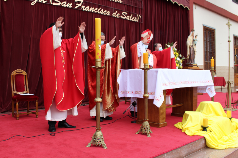 Estudiantes de Salesianos La Serena realizaron sacramento de la Confirmación
