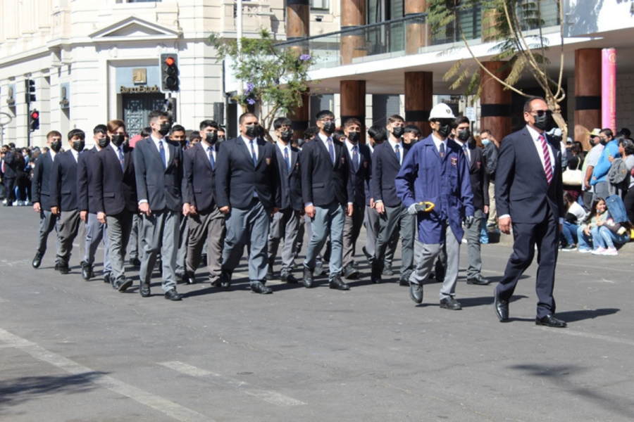 Don Bosco Antofagasta celebra sus 20 años con desfile institucional