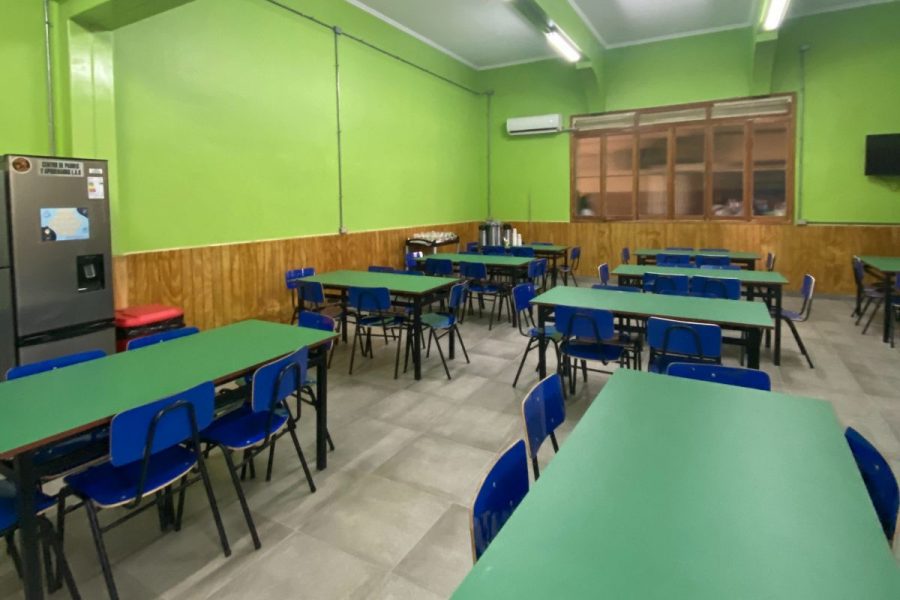 Liceo Arriarán Barros remodela espacios para educadores y funcionarios