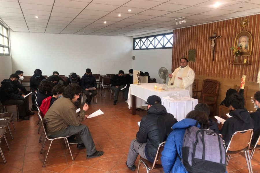 Liceo Arriarán Barros realizó jornada de delegados de pastoral