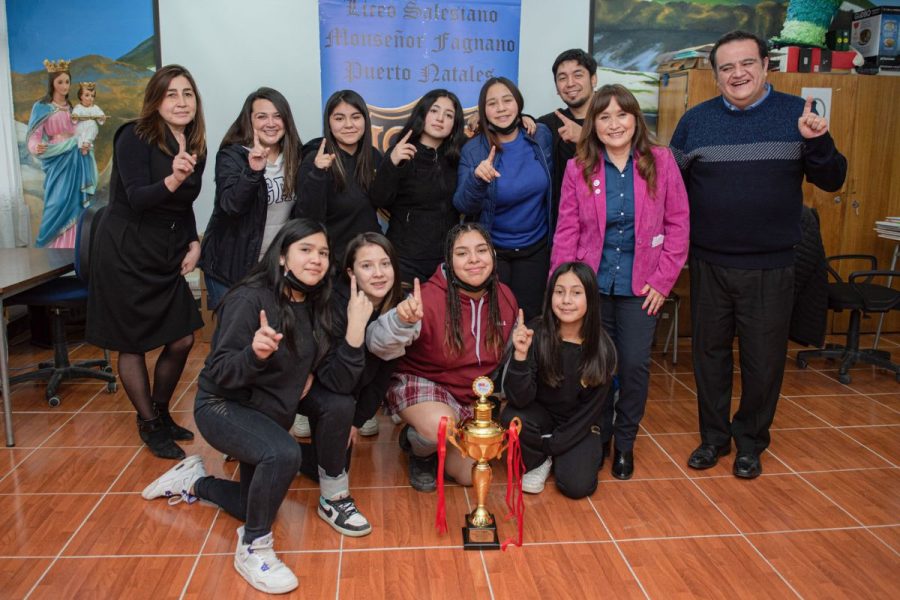 Liceo Monseñor Fagnano campeón regional de Futsal Sub 14 Damas