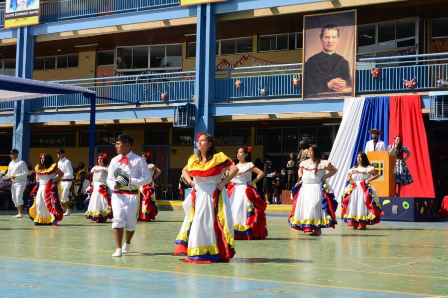 Colegio Domingo Savio realizó Fiesta Latinoamericana