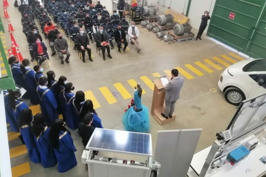 Salesianos Calama inaugura moderna maquinaria de energías renovables