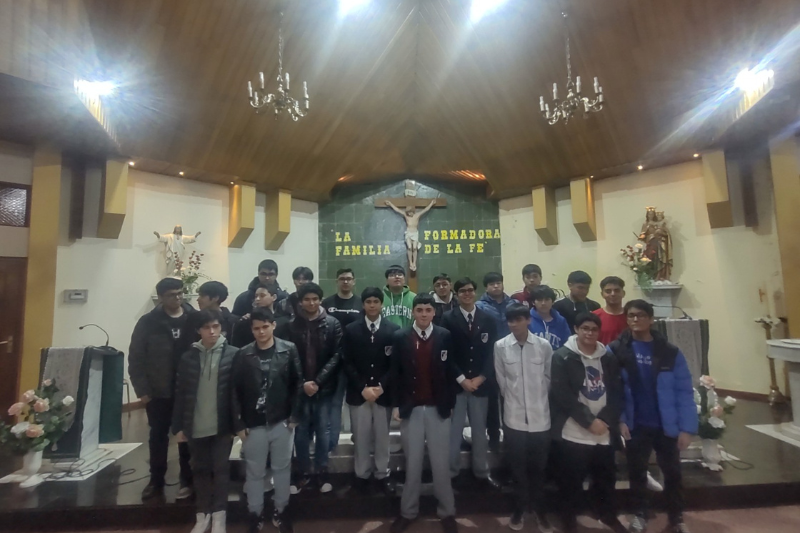 Estudiantes Liceo San José realizaron su Primera Comunión