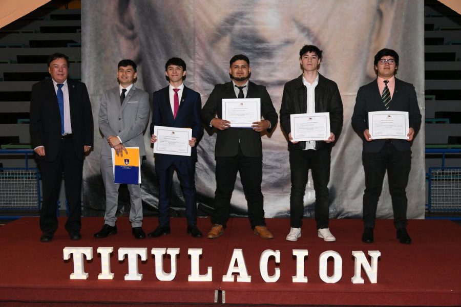 Salesianos Concepción realiza titulaciones a licenciados