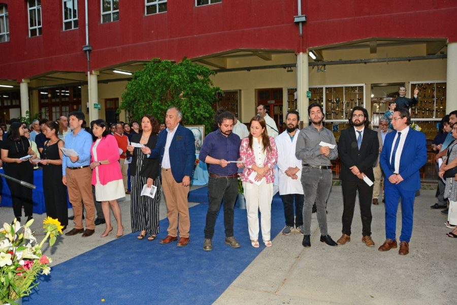 Liceo Arriarán Barros brinda emotivo adiós a generación 2022