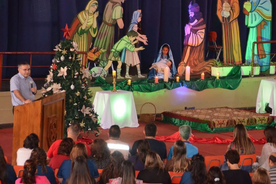 Salesianos Alameda: docentes y asistentes viven liturgia de Navidad