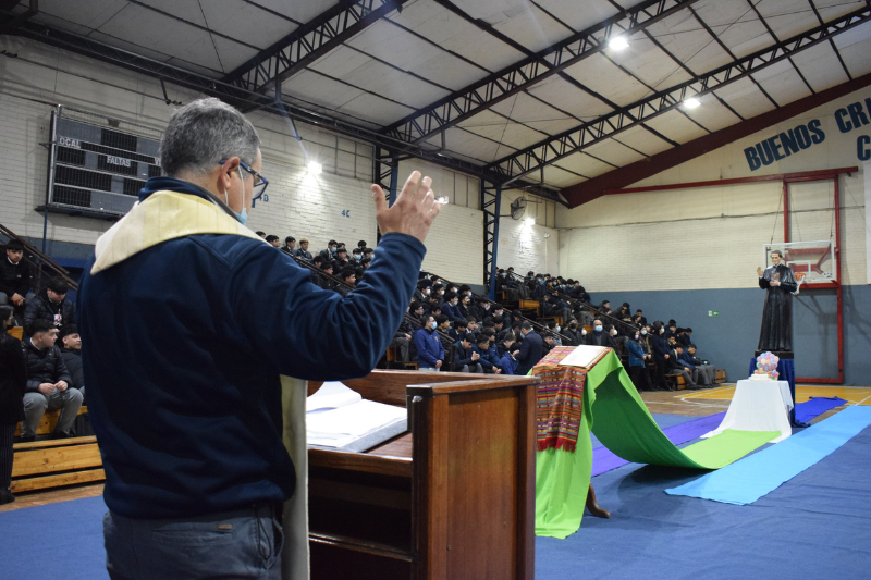 Obras de Antofagasta, Valdivia y Talca celebraron cumpleaños de Don Bosco