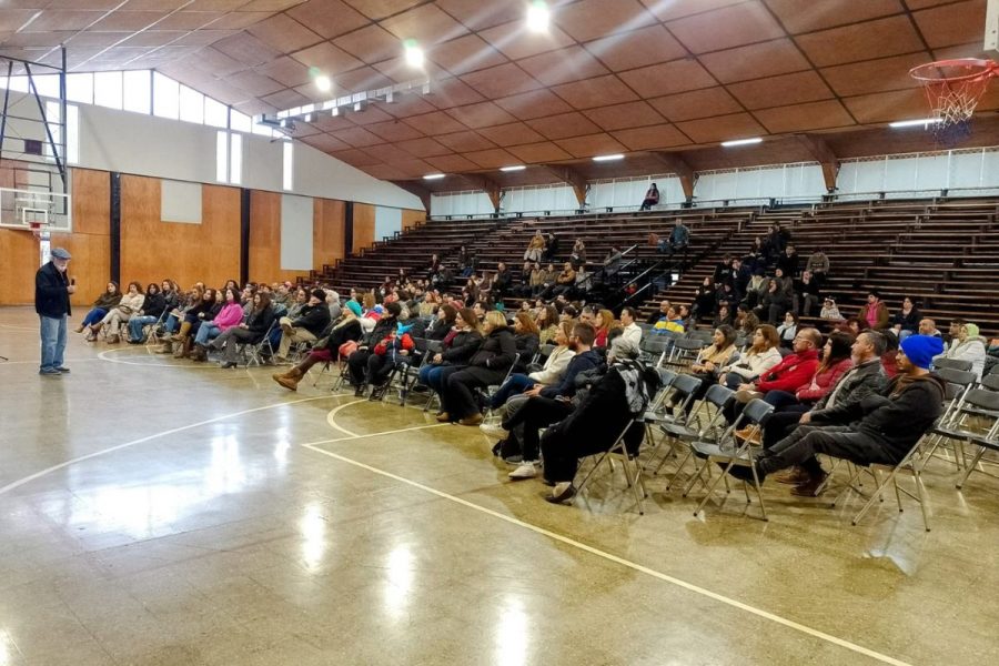Liceo Arriarán Barros realiza conversatorio sobre violencia escolar