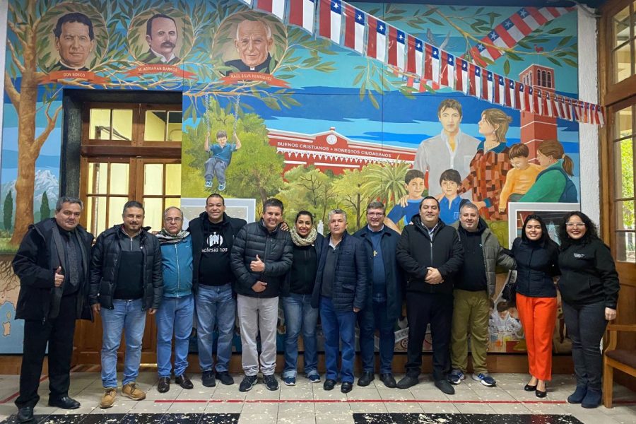 Equipo de Comunicación Salesianos de América visita el Liceo Arriarán Barros