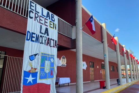 Liceo Arriarán Barros vive jornada de reflexión democrática por el ´11 de Septiembre´