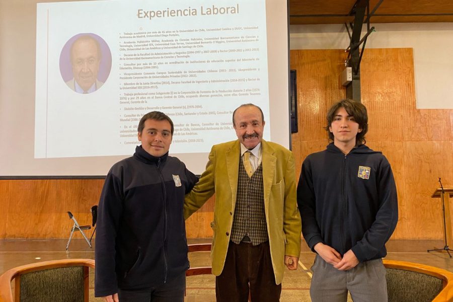 Feria Vocacional 2023 en Liceo Arriarán Barros