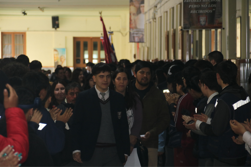 Obras de Copiapó, Punta Arenas y Concepción despiden a estudiantes de cuarto medio