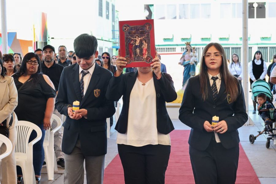Celebración nueva etapa para estudiantes de Salesianos Alto Hospicio