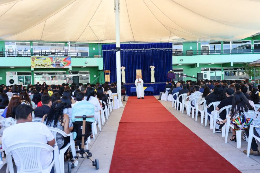 Celebración nueva etapa para estudiantes de Salesianos Alto Hospicio